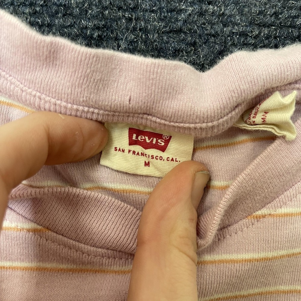 Levi's Shirt Womens Medium Pink Stripe Crew Neck Long Sleeve Cotton Jersey Top - Picture 3 of 10